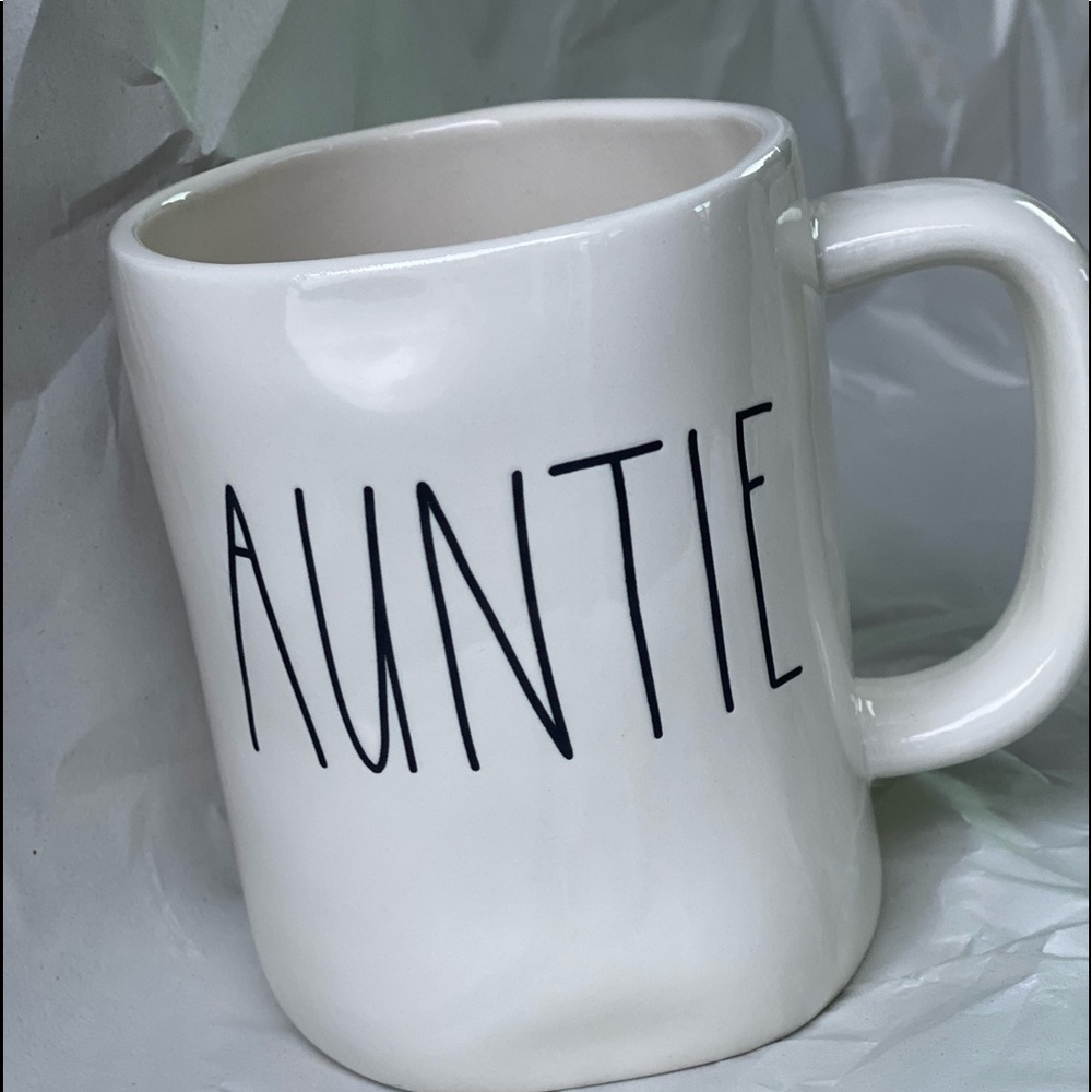 Rae Dunn mug